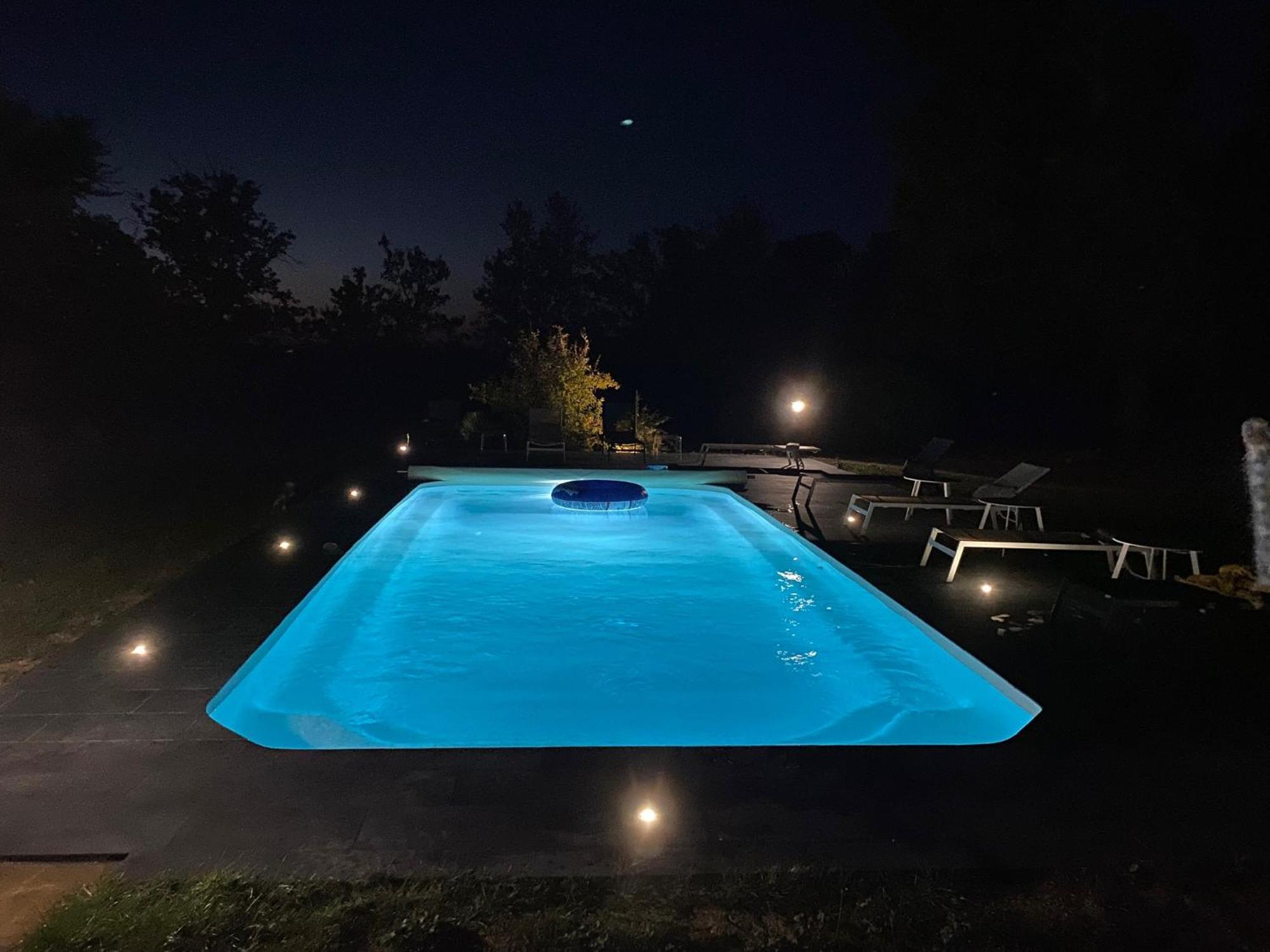 Bed and Breakfast Domaine De Treuillaud Villers-les-Ormes Экстерьер фото